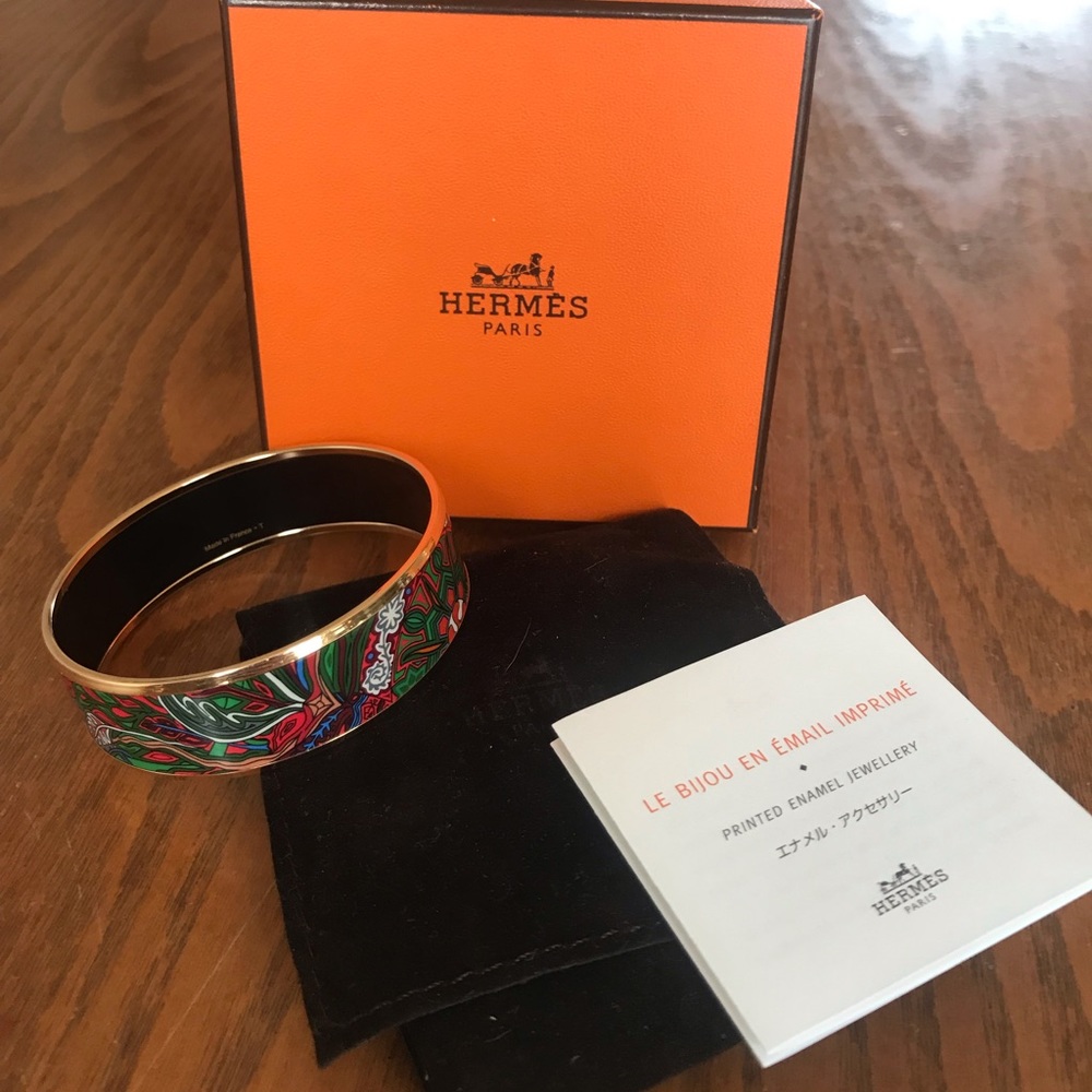 Hermes Enamel Bangle LIKE NEW with box and dustbag